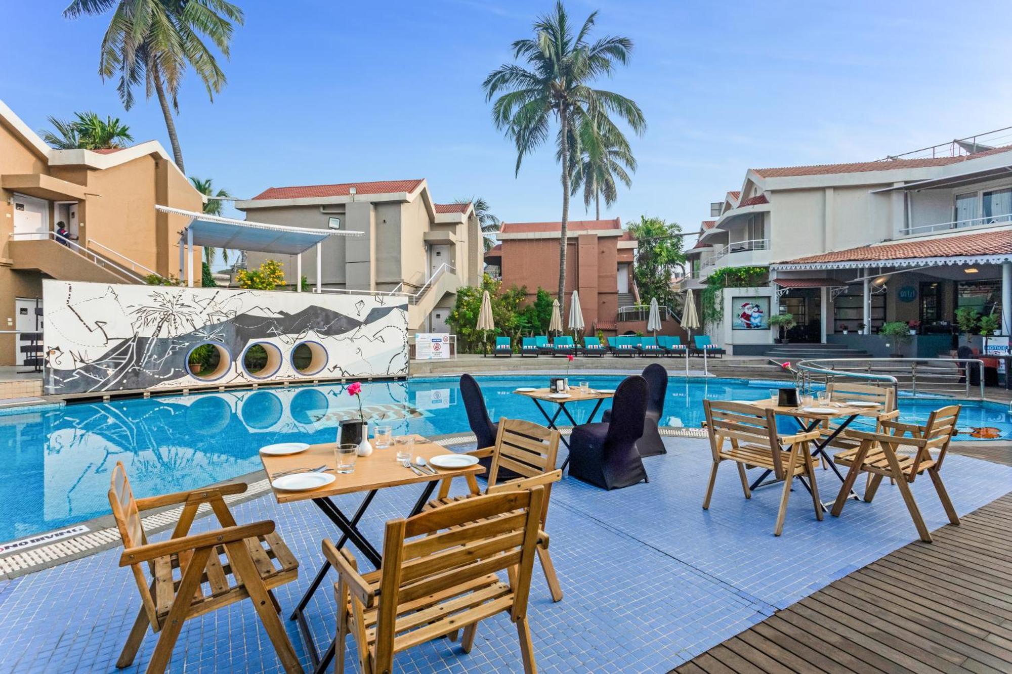 Whispering Palms Beach Resort Candolim Kültér fotó